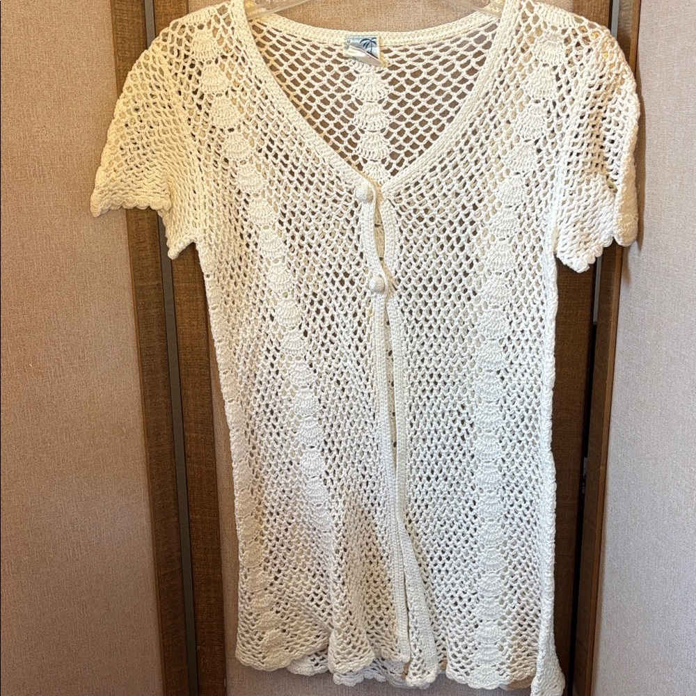 FINAL MARKDOWN Short Sleeve Cardigan Medium